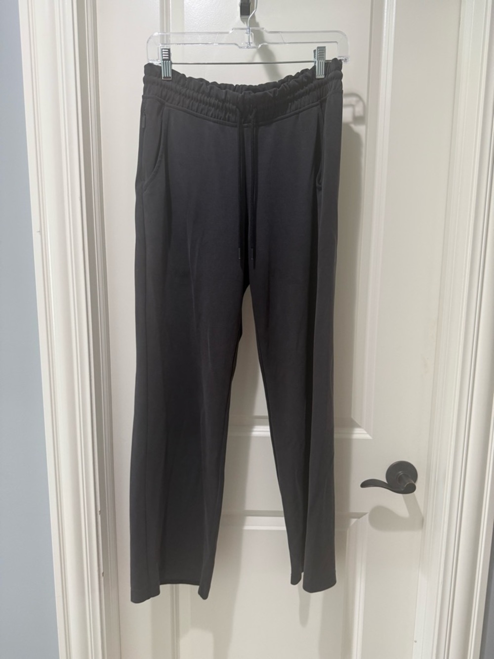 Athleta Black Seasoft straight leg pants